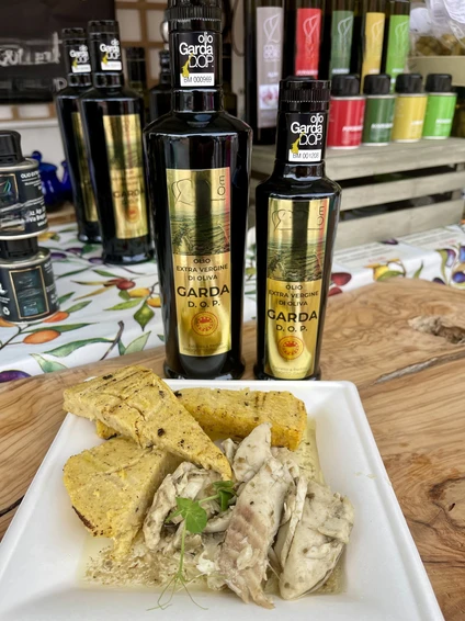 Degustazione Olio Extravergine del Garda: Tour Panoramico ed Esperienza Sensoriale 3